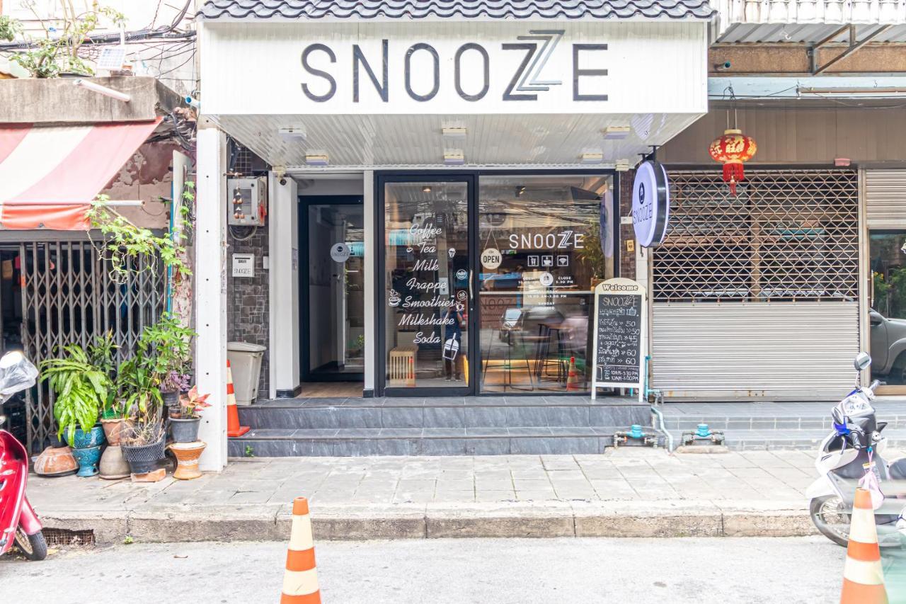 بانكوك Snoozzze Hostel ใกล้รถไฟฟ้า ย่านบางรัก (Adults Only) المظهر الخارجي الصورة
